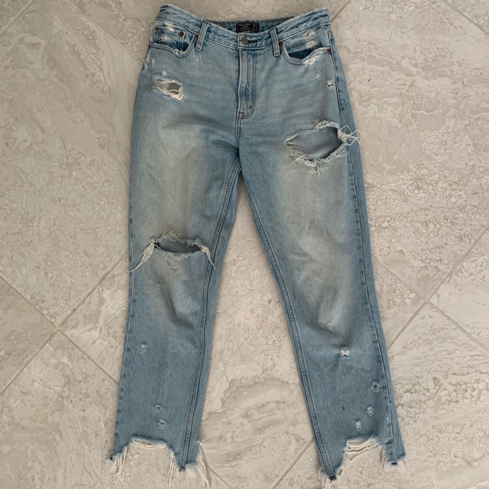 Abercrombie Distressed mom jean